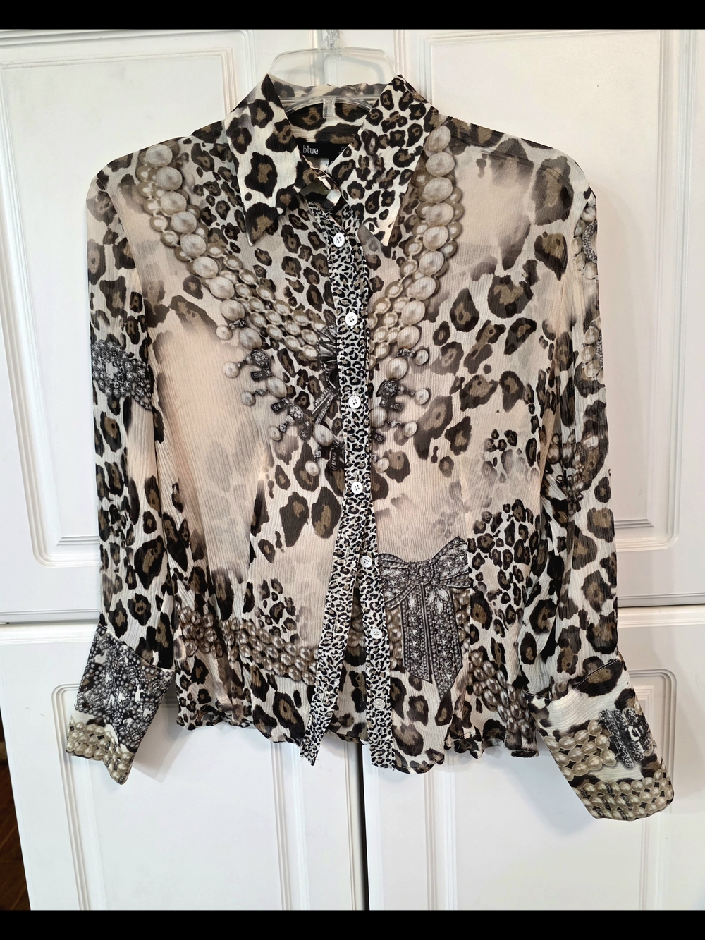 Les Copains Leopard Print Button-Front Blouse in Beige and Black - Size 46